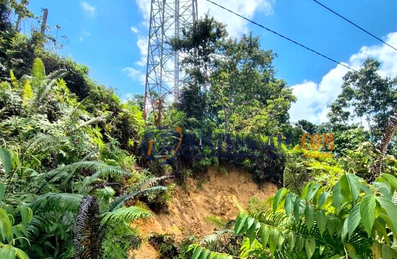 Potensi Longsor Ancam Tower Telekomunikasi di Desa Sikui, Diskominfosandi Minta Penanganan Cepat