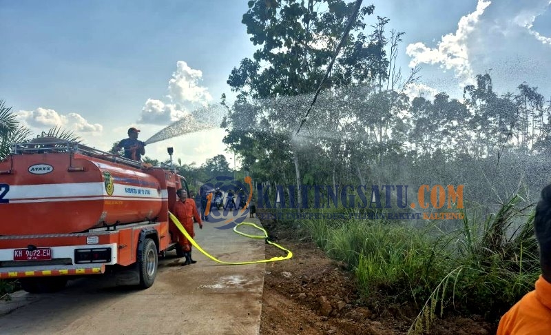 BPBD Barito Utara Berhasil Padamkan Karhutla di Jalan Pendreh, Luasan Terbakar Capai 0,22 Hektare