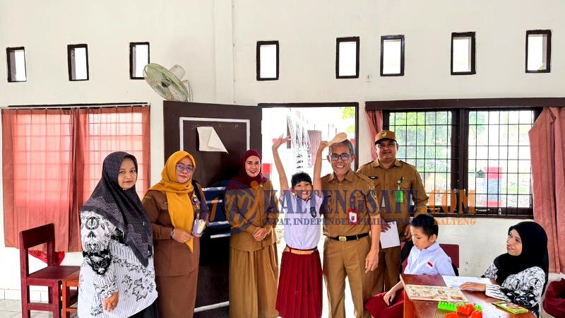 Kadisdik Barut Tinjau Sejumlah Sekolah, Pastikan Sarana dan Prasarana Pendidikan Berfungsi Optimal