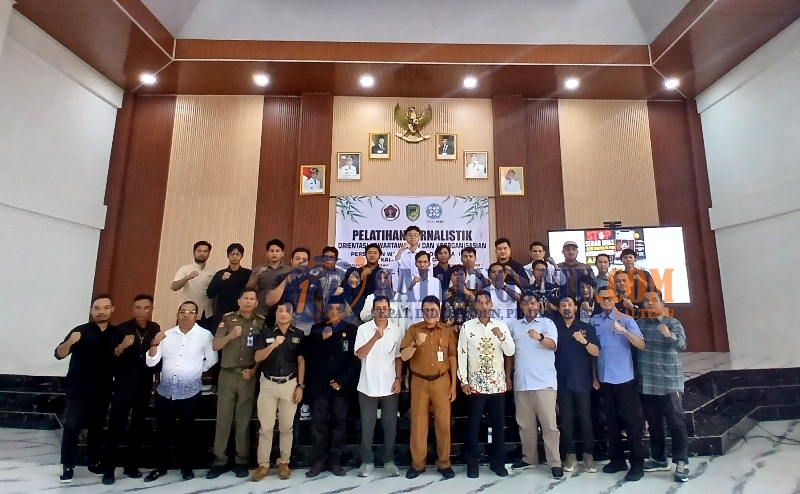 Orientasi Kewartawanan di Muara Teweh Perkuat Profesionalisme Pers dan Sinergi dengan Pemerintah