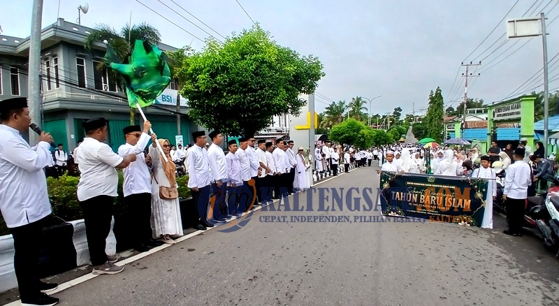 Kepala Kemenag Barito Utara Lepas Pawai Taaruf Sambut Tahun Baru Islam 1 Muharram 1448 H