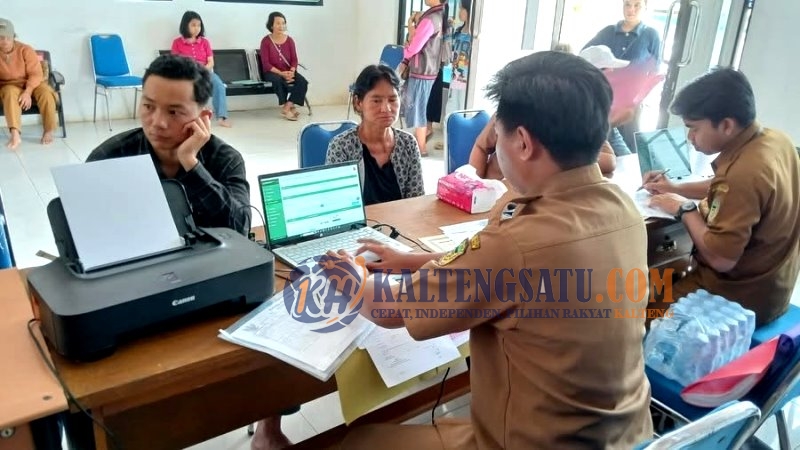 Dukcapil Jemput Bola di Gunung Purei, Bupati Dorong Layanan Adminduk Menjangkau Seluruh Kecamatan