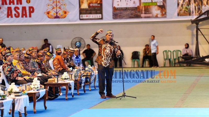 Bupati H Shalahuddin Paparkan 11 Program Unggulan Barito Utara pada Rakor Pemdeskel se Kalteng