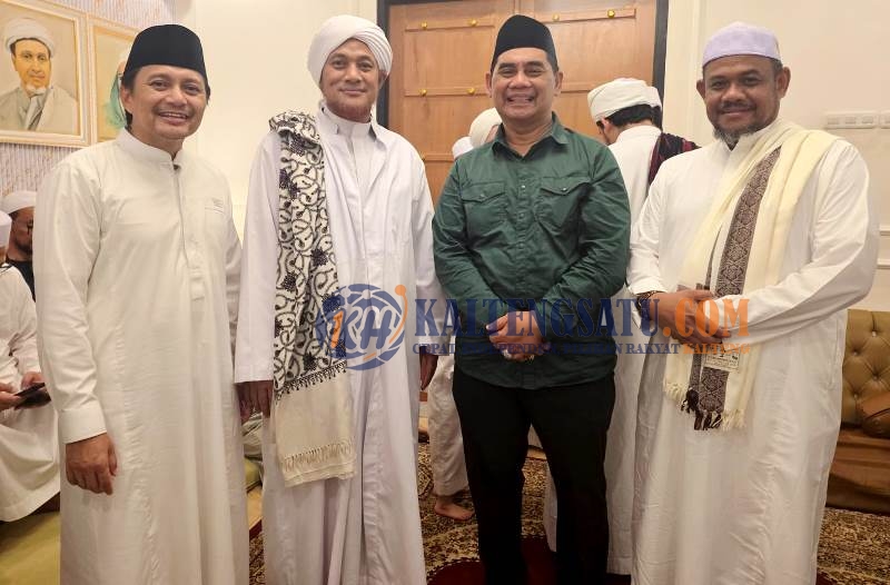 Hadiri Haul Syekh Abu Bakar bin Salim, Bupati Harapkan Tabligh Akbar D