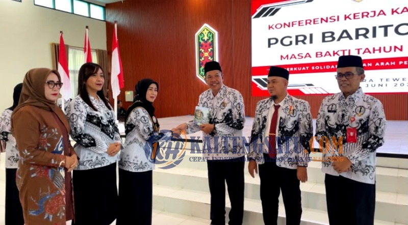 Monolog Plastik Kotaku: Saat Puisi Menjadi Suara Bumi dan Gerakan Lite
