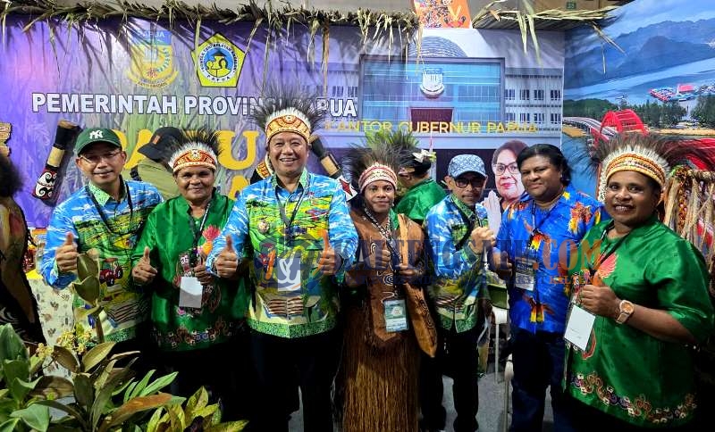 Wabup Barut Felix Ajak Petani Adaptif Terhadap Inovasi Pertanian Moder